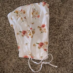 Forever 21 White Floral Crop Top